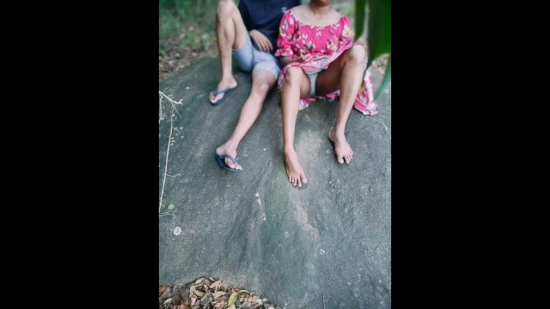 Preview 2 SL Jungle Threesome - JilHub ගල් තලාවක් උඩ තුන්කොන් ෆක් එකක්